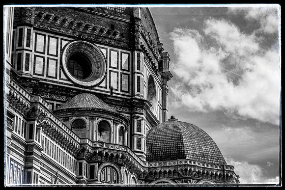 Duomo monochrome