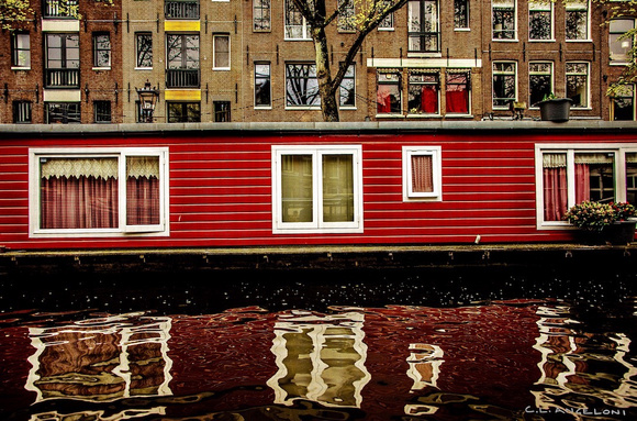 The red houseboat, Amsterdam
